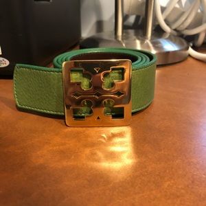 Tory Burch Golo Logo Buckle Reversible Belt